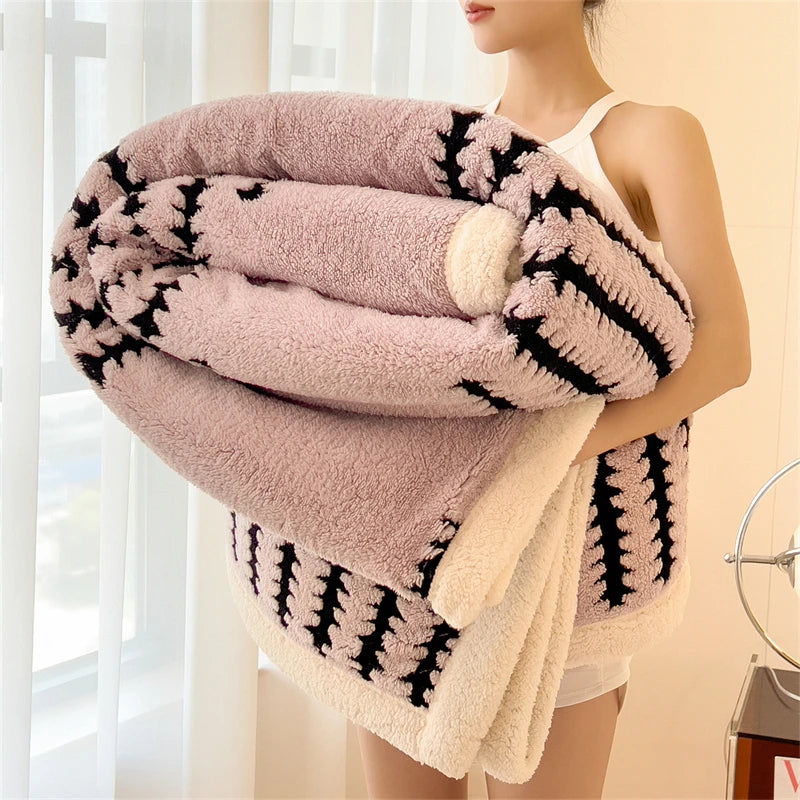 Modern Flannel Blanket | Noup Cozy Throw