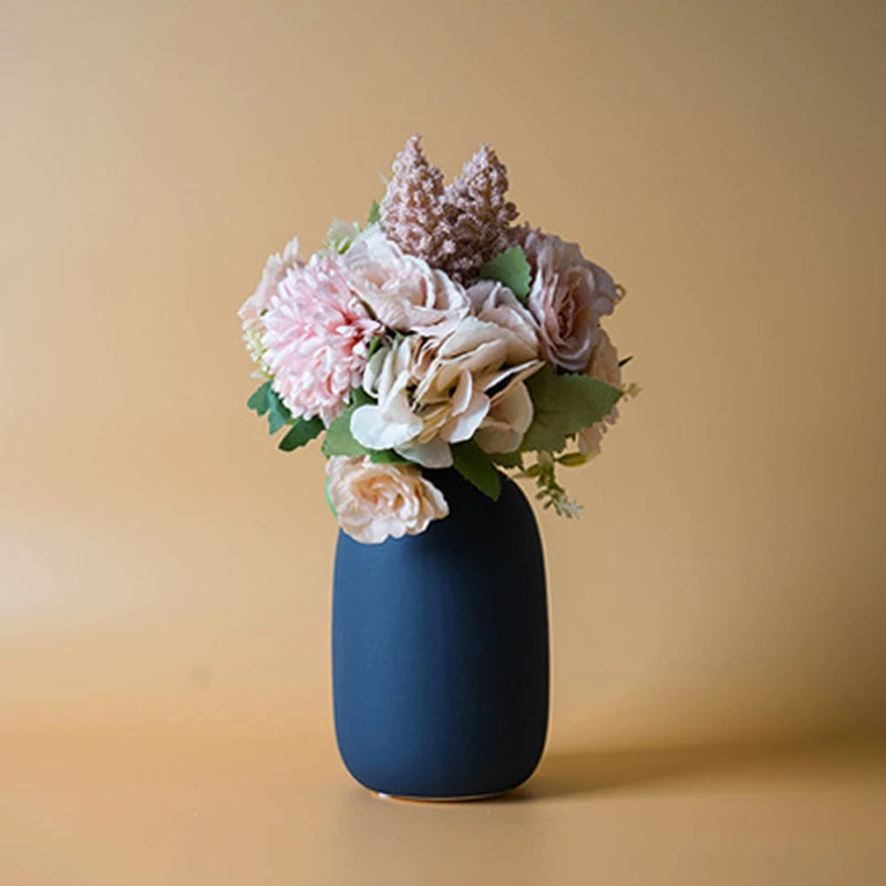 Minimalist Ceramic Plant Pot | Sarsen Planter for Dining Room