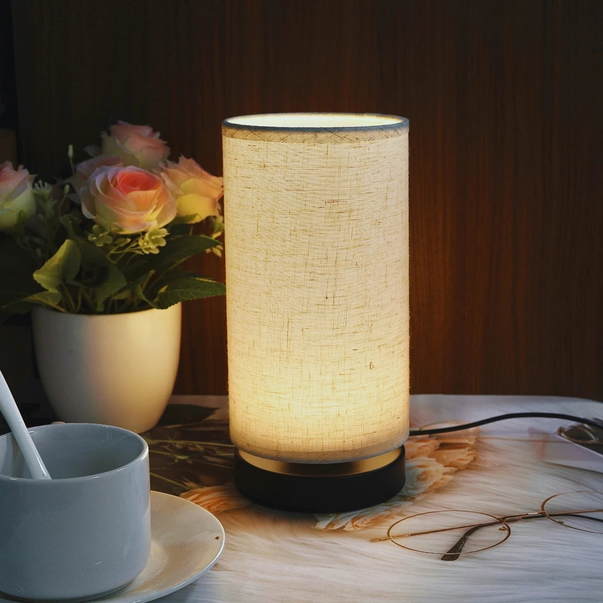 Modern Table Lamp | Scree Bedside Light