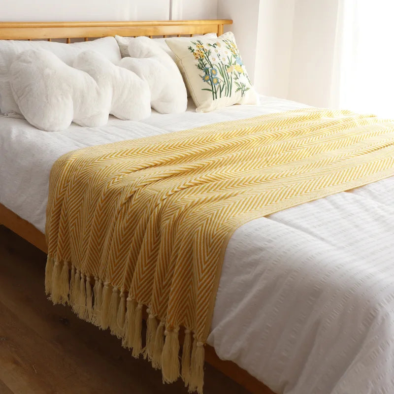 Modern Blanket | Elm Cozy Throw