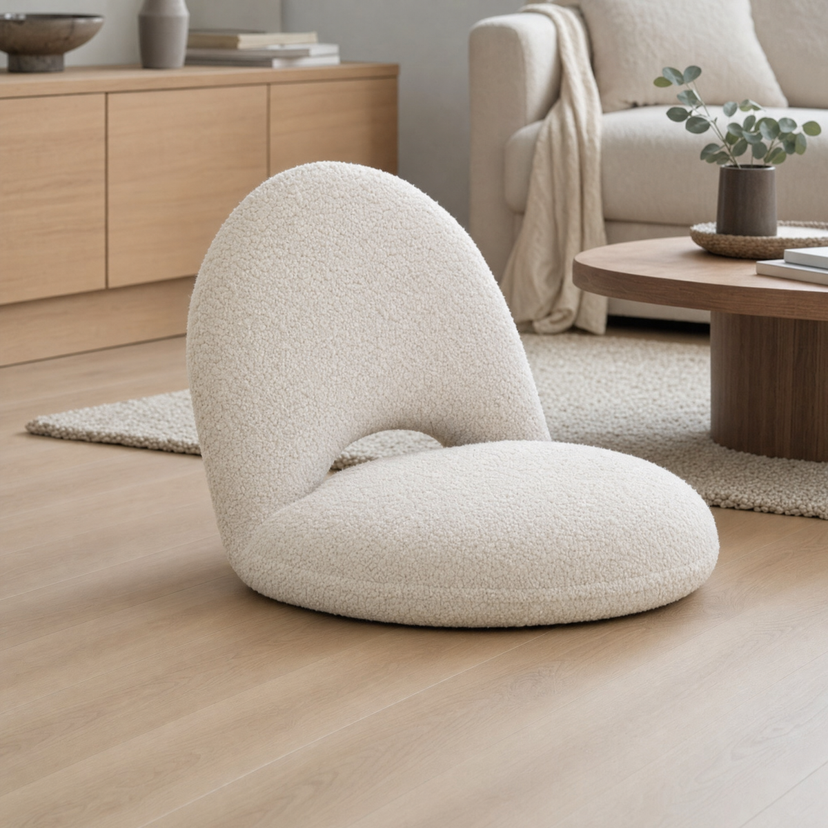 Gill in soft white